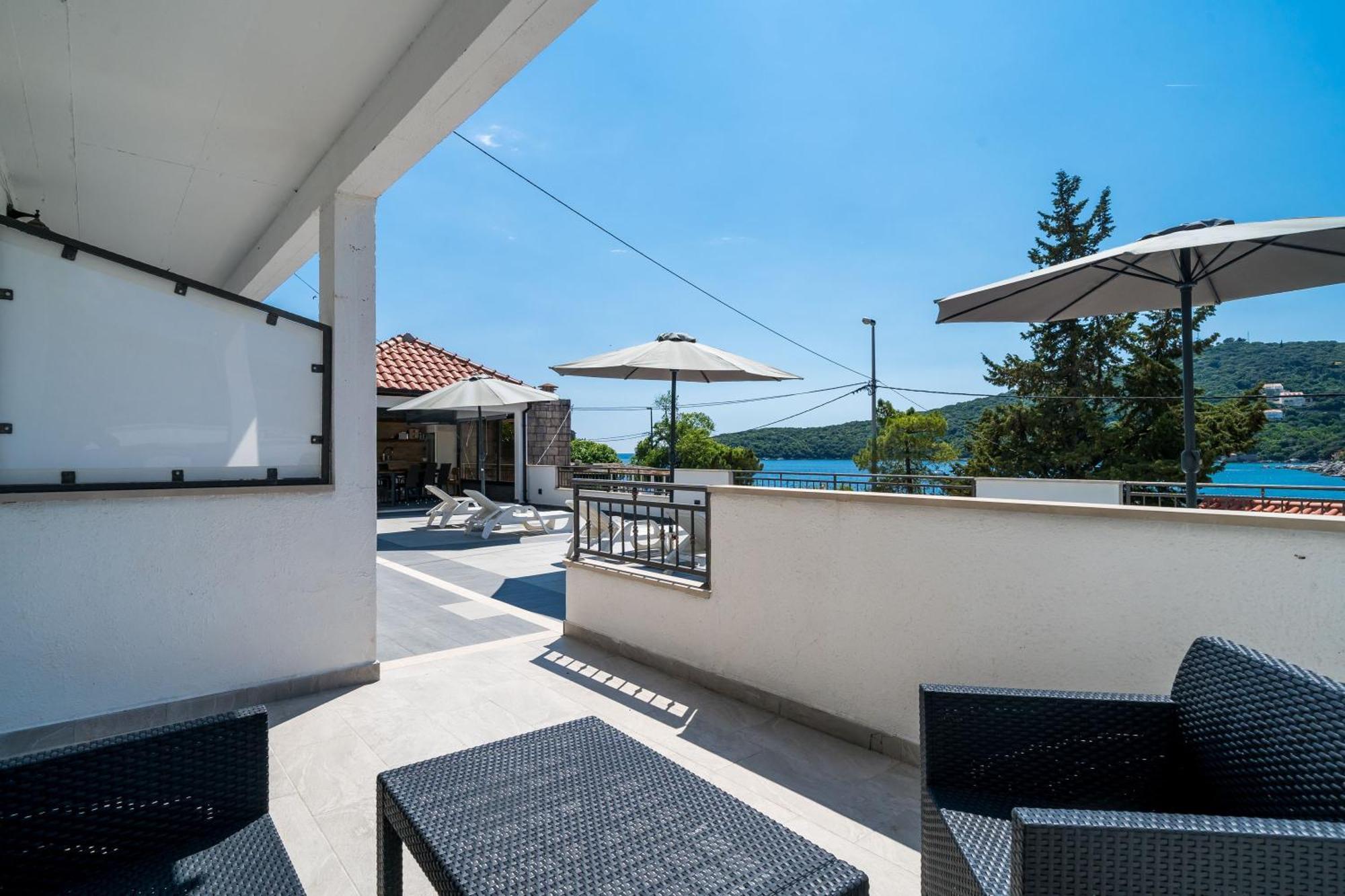 Mata Family Apartment Molunat